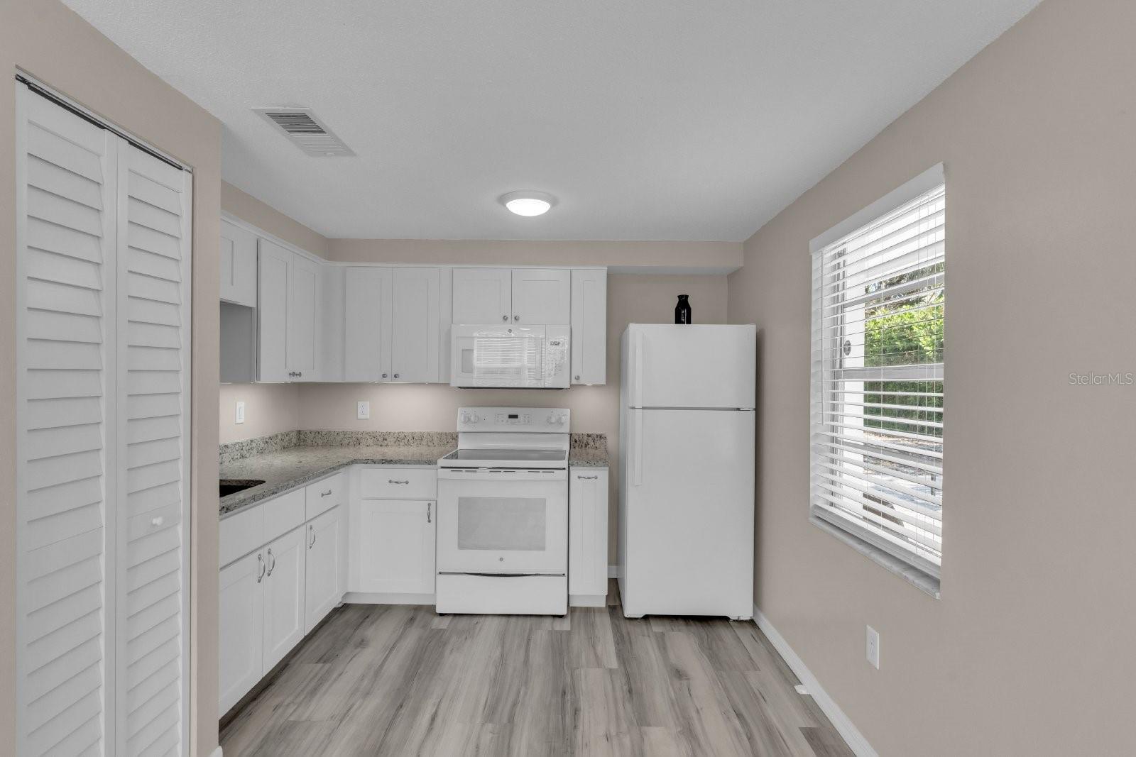 1673 CHERRY LANE, #1673, Sarasota, FL 34236 1673 CHERRY LANE, #1673, Sarasota, FL 34236