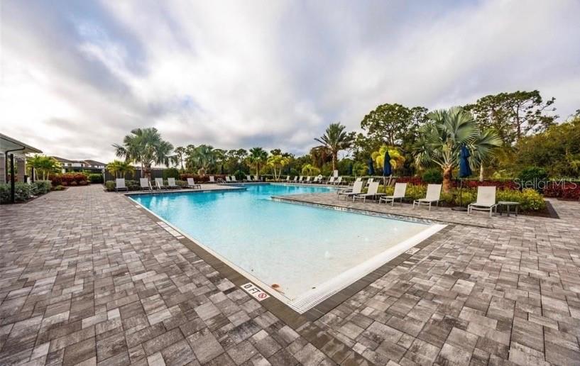 6111 BLUESTAR COURT, Lakewood Ranch, FL 34211