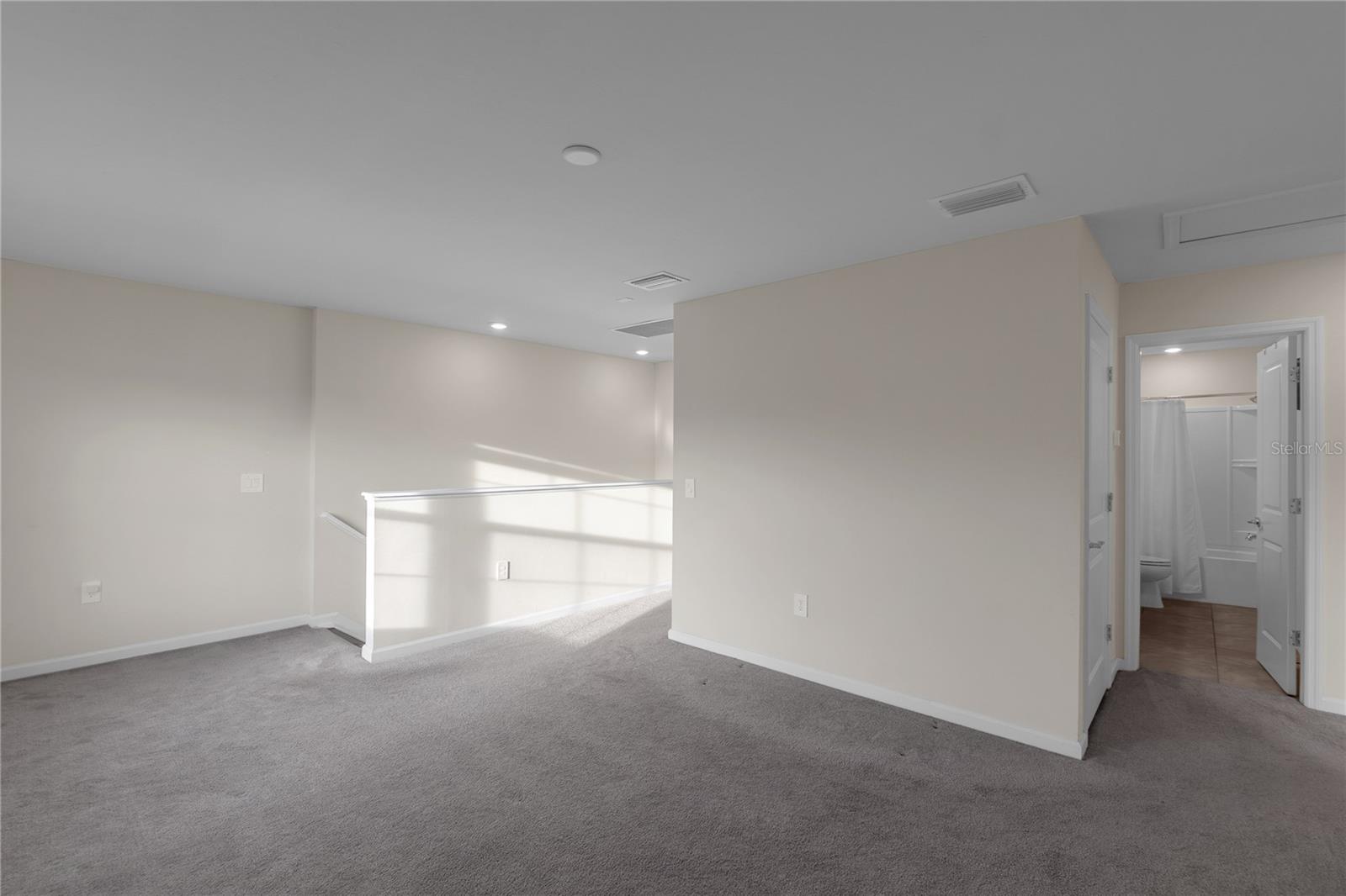 6111 BLUESTAR COURT, Lakewood Ranch, FL 34211