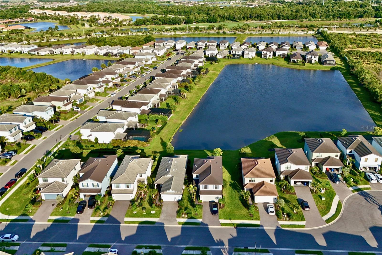 6111 BLUESTAR COURT, Lakewood Ranch, FL 34211