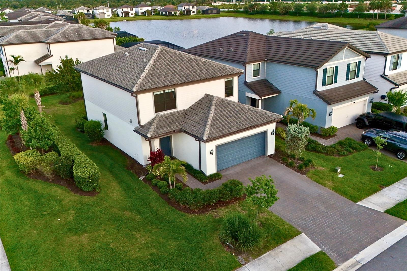 6111 BLUESTAR COURT, Lakewood Ranch, FL 34211 6111 BLUESTAR COURT, Lakewood Ranch, FL 34211