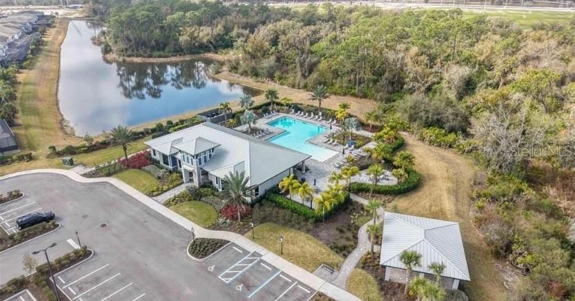 6111 BLUESTAR COURT, Lakewood Ranch, FL 34211