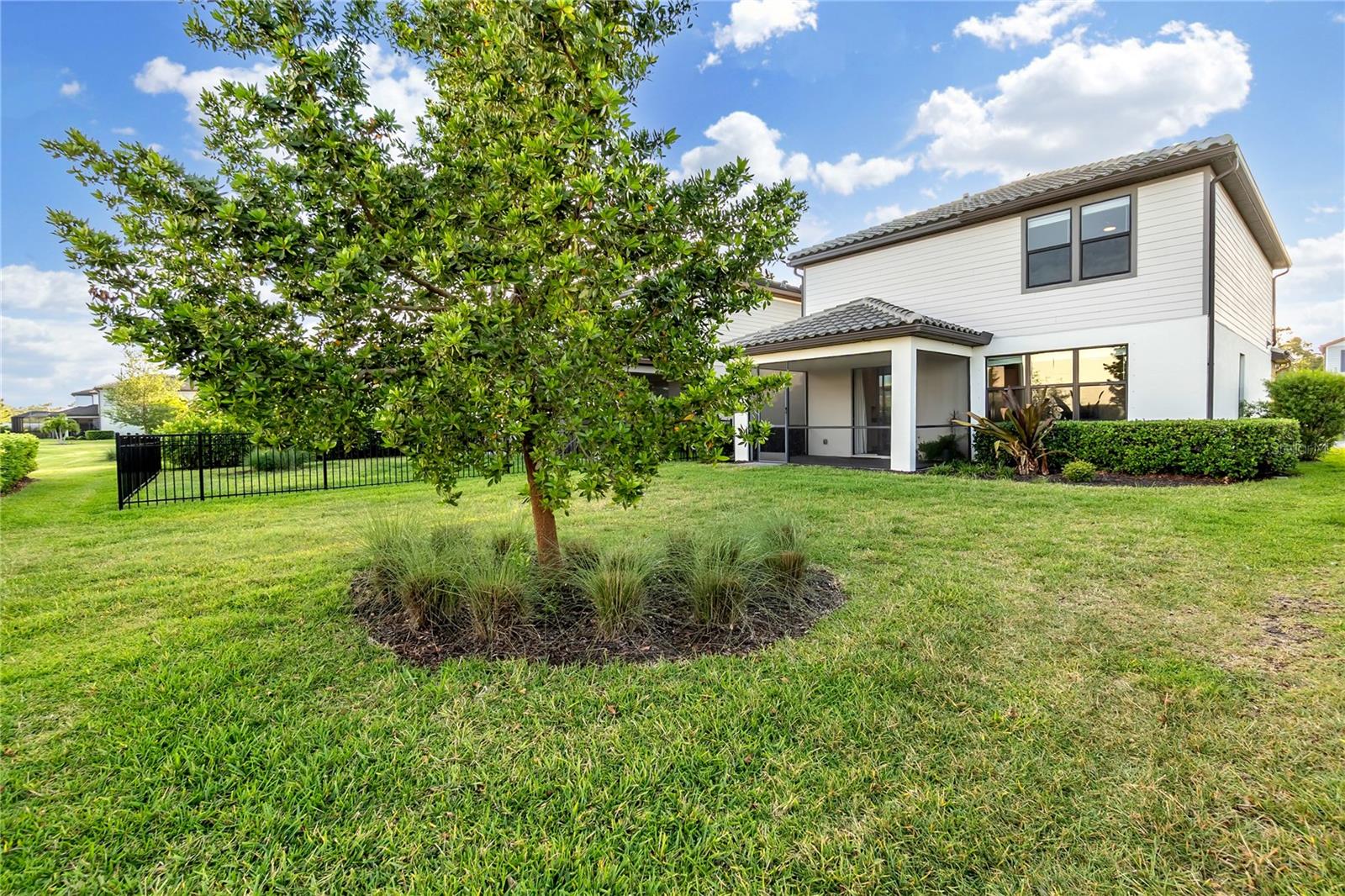 6111 BLUESTAR COURT, Lakewood Ranch, FL 34211