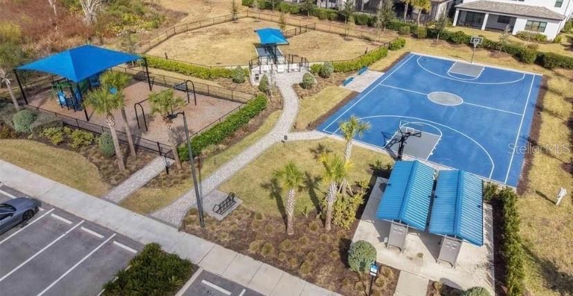 6111 BLUESTAR COURT, Lakewood Ranch, FL 34211