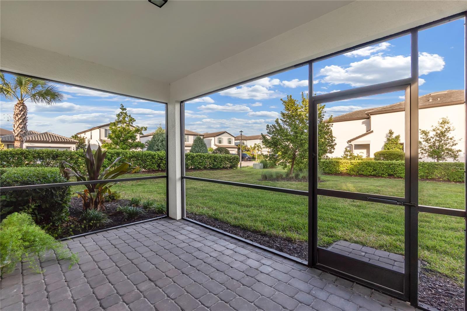 6111 BLUESTAR COURT, Lakewood Ranch, FL 34211