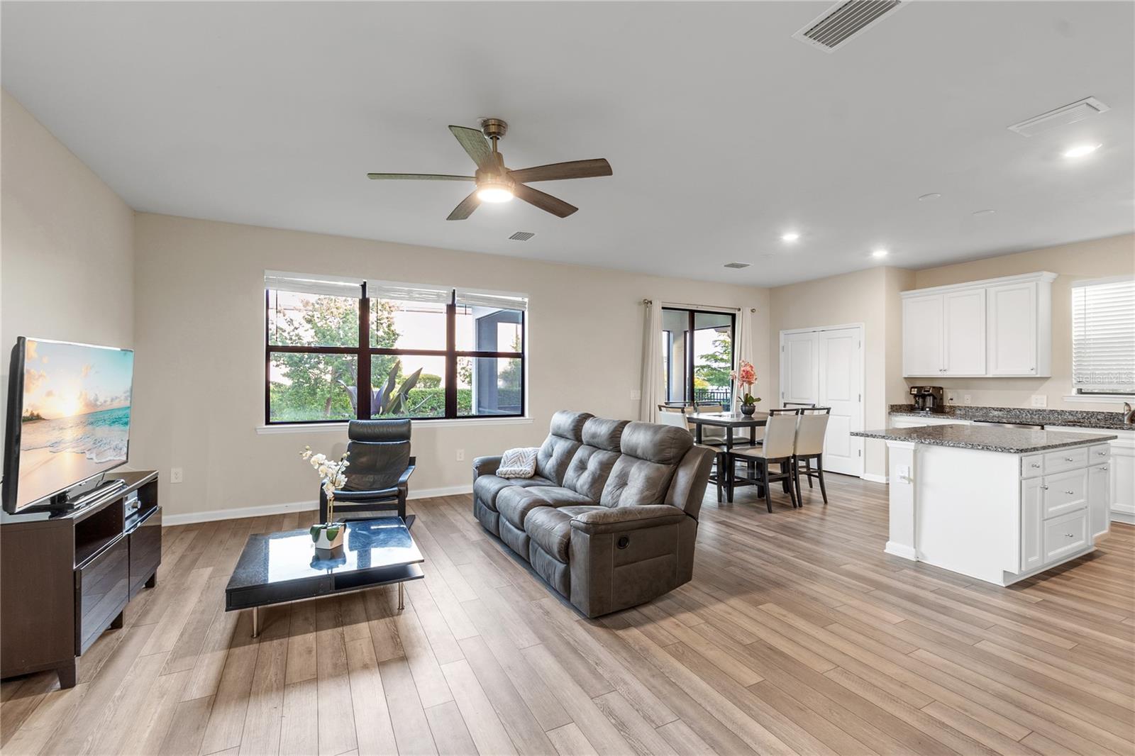 6111 BLUESTAR COURT, Lakewood Ranch, FL 34211
