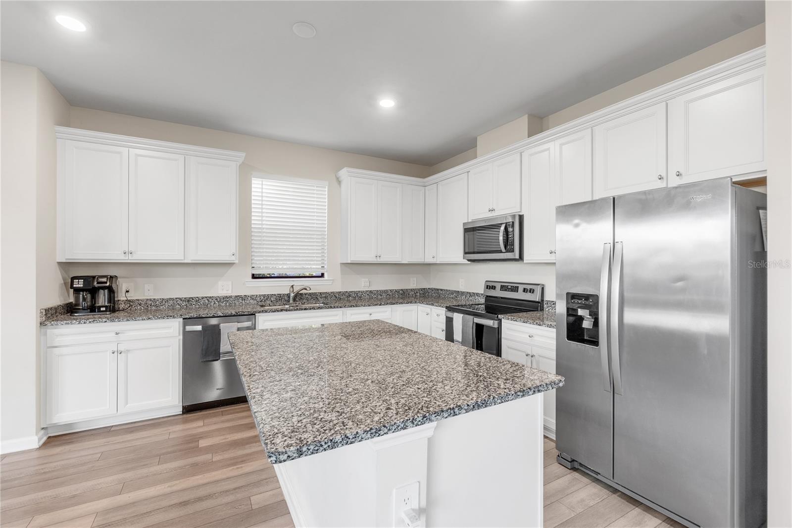 6111 BLUESTAR COURT, Lakewood Ranch, FL 34211