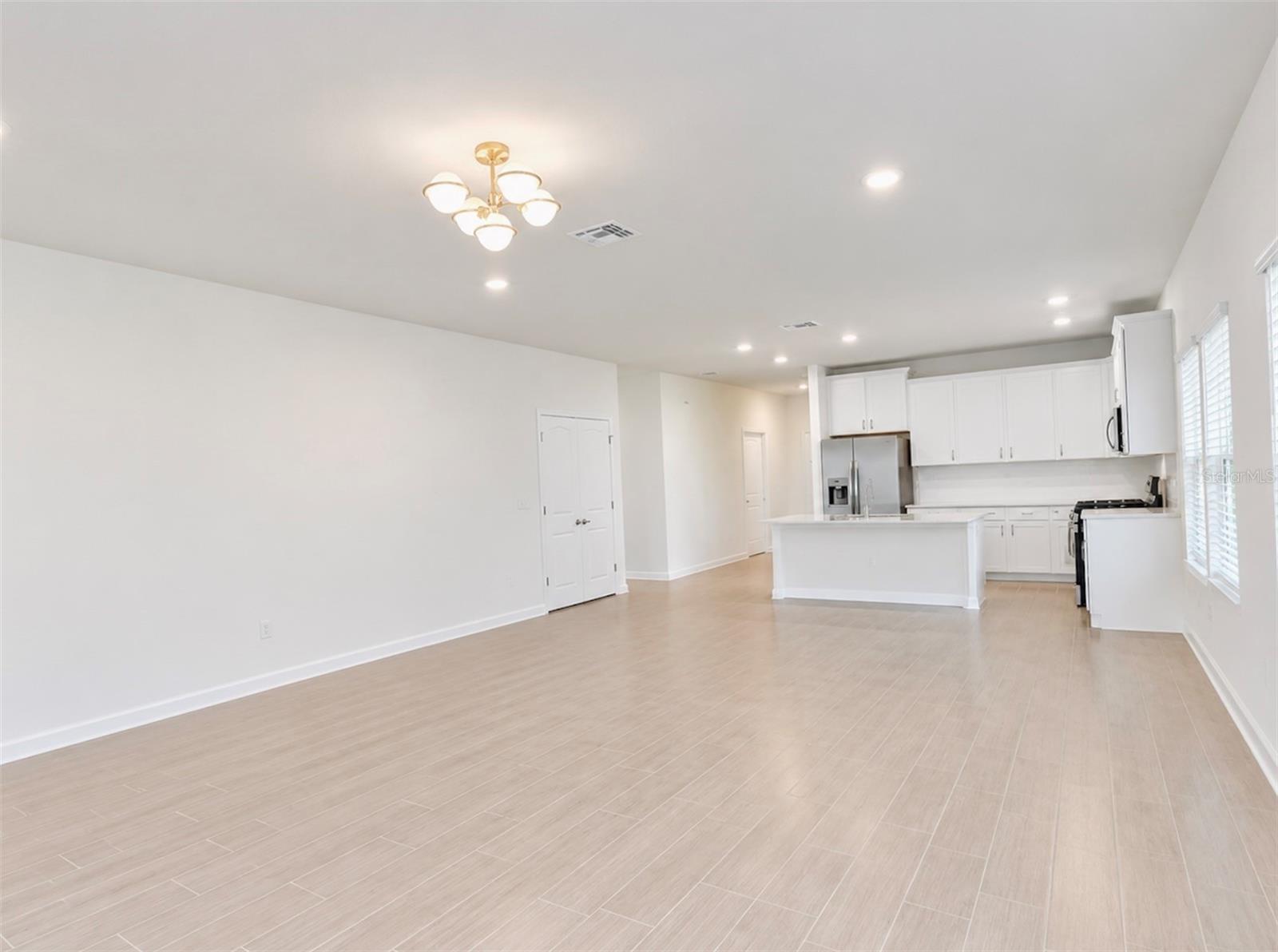 511 NW 4TH TERRACE, Williston, FL 32696