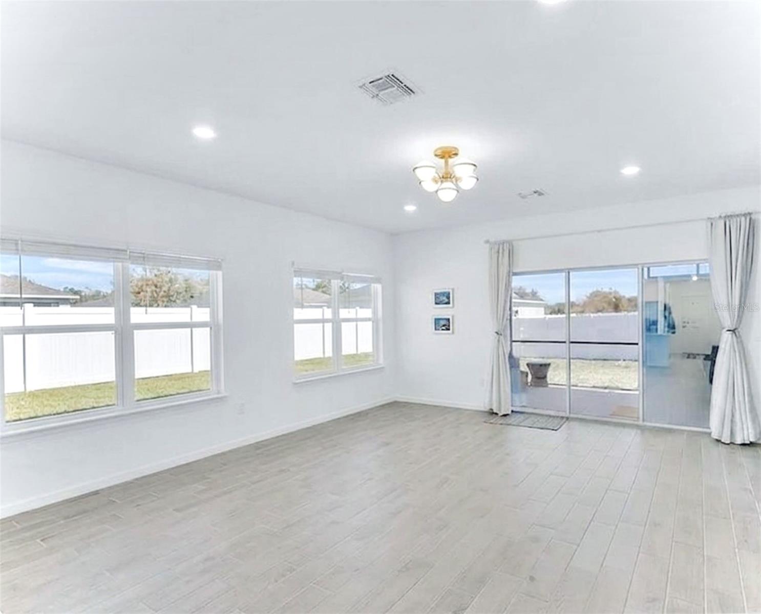 511 NW 4TH TERRACE, Williston, FL 32696
