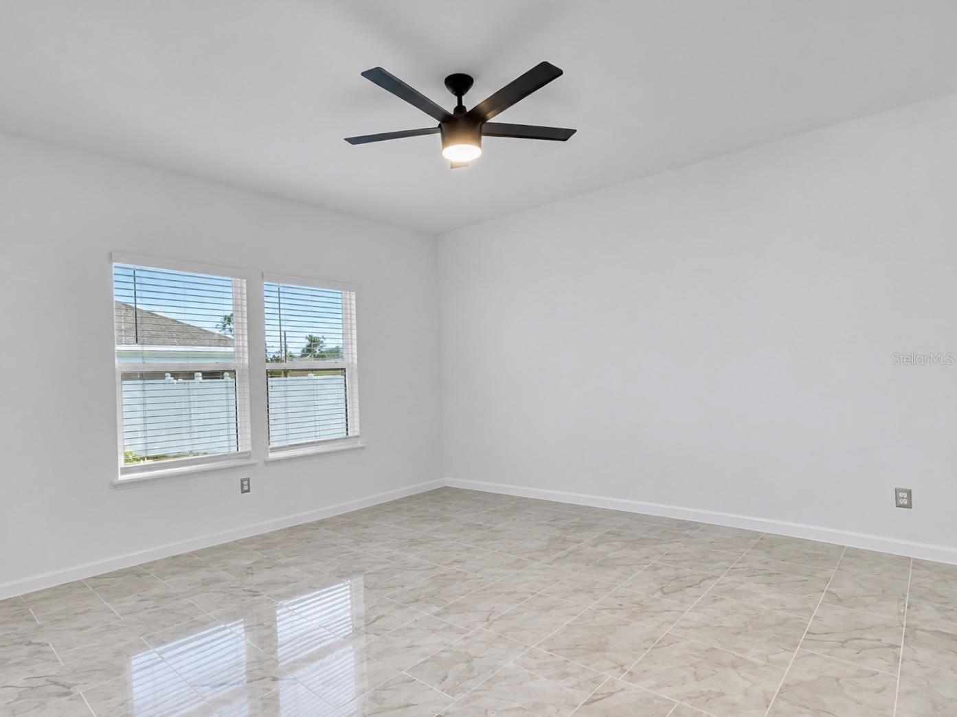 511 NW 4TH TERRACE, Williston, FL 32696