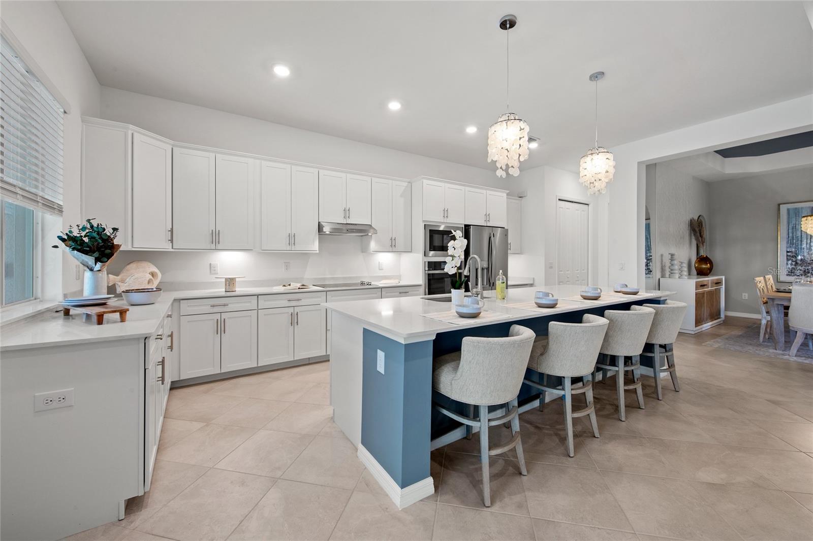 7146 INLET ISLES COURT, Lakewood Ranch, FL 34211