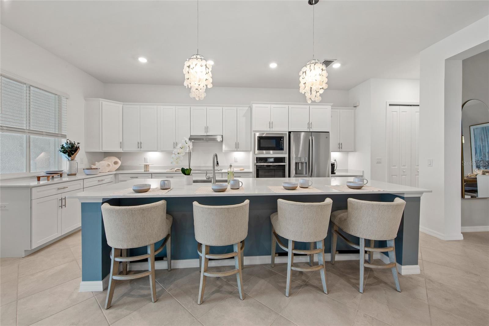 7146 INLET ISLES COURT, Lakewood Ranch, FL 34211