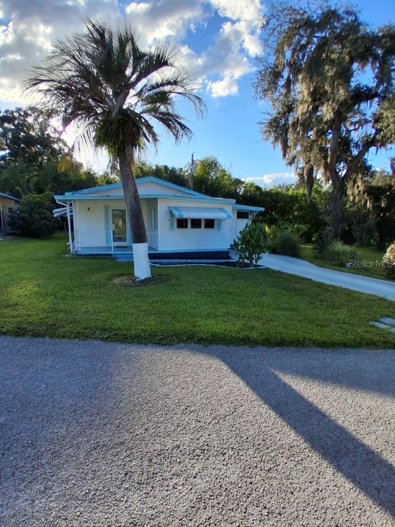 6123 RIDGEWOOD DRIVE, Zephyrhills, FL 33542 6123 RIDGEWOOD DRIVE, Zephyrhills, FL 33542