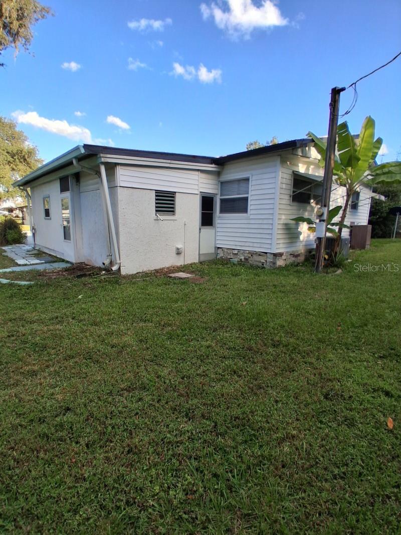 6123 RIDGEWOOD DRIVE, Zephyrhills, FL 33542