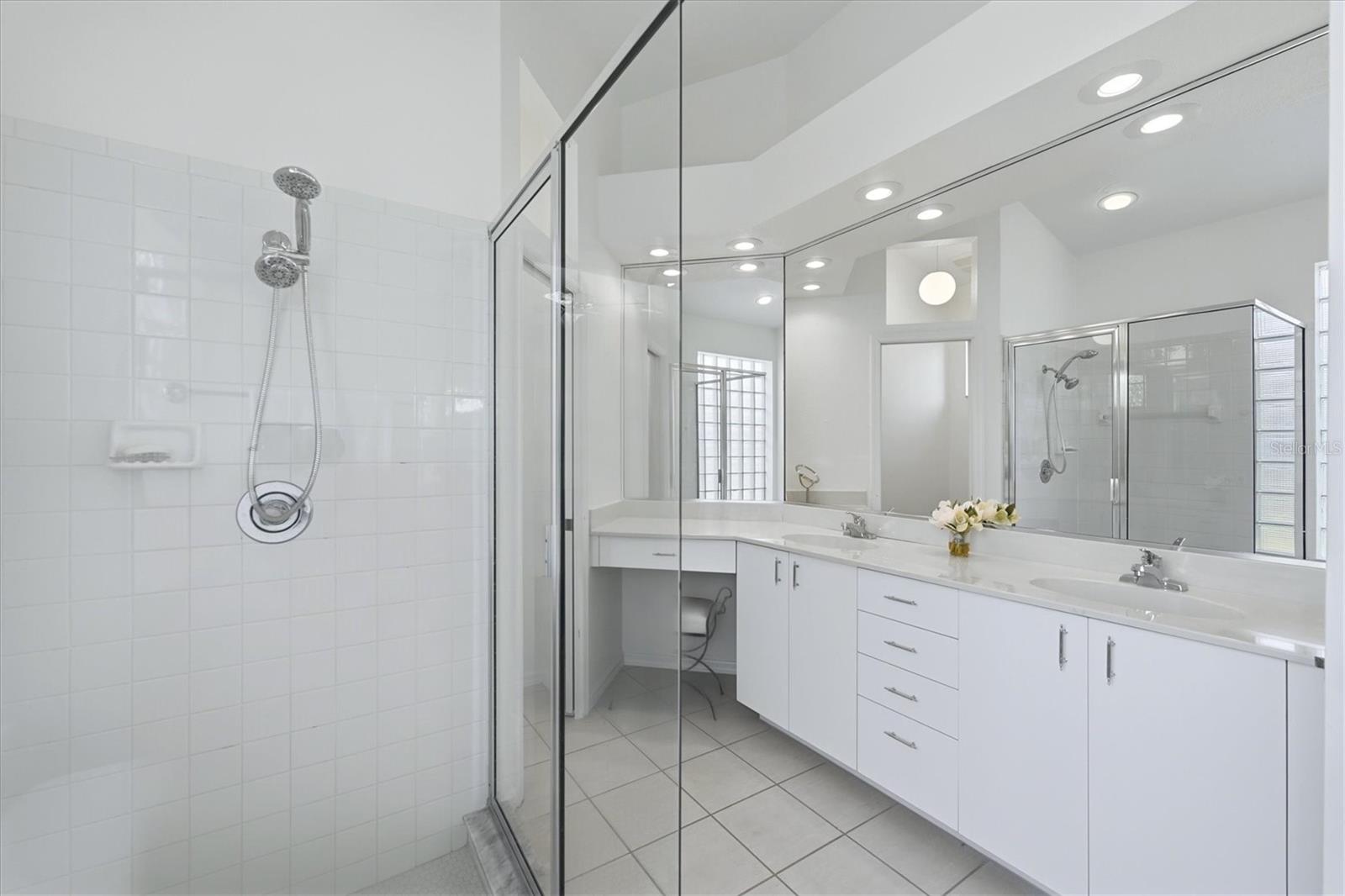 6726 VIRGINIA XING, University Park, FL 34201