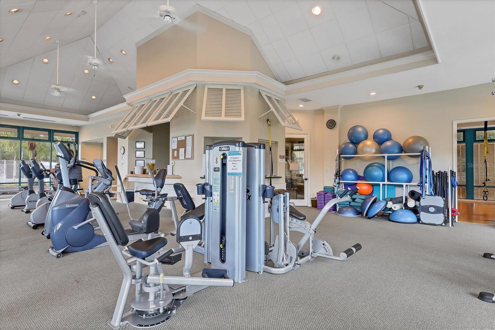 6726 VIRGINIA XING, University Park, FL 34201