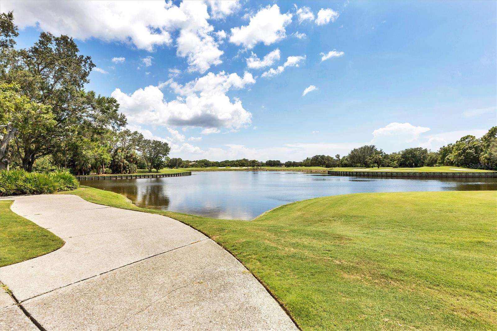 6726 VIRGINIA XING, University Park, FL 34201