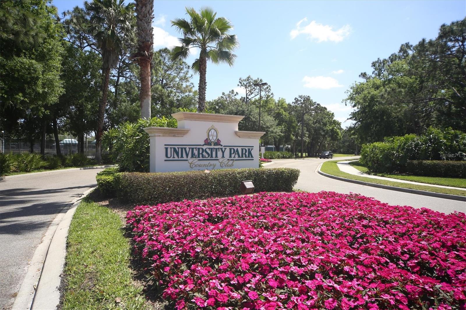 6726 VIRGINIA XING, University Park, FL 34201