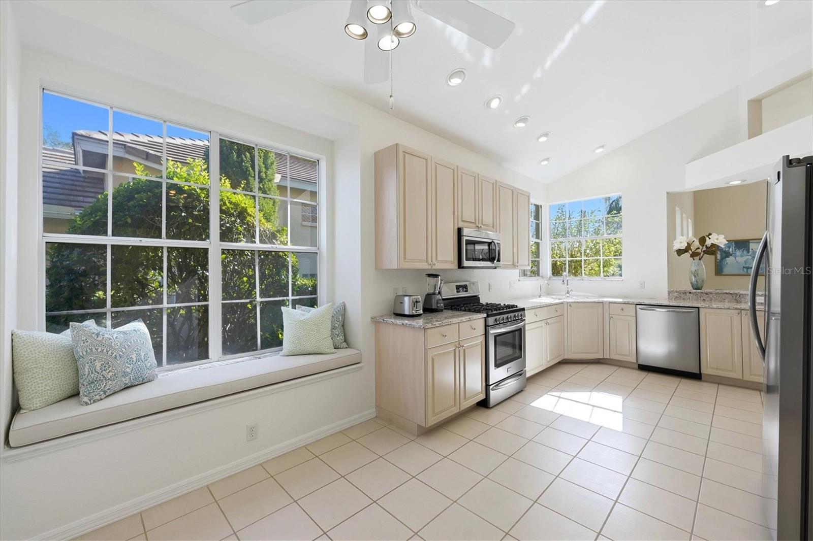 6726 VIRGINIA XING, University Park, FL 34201