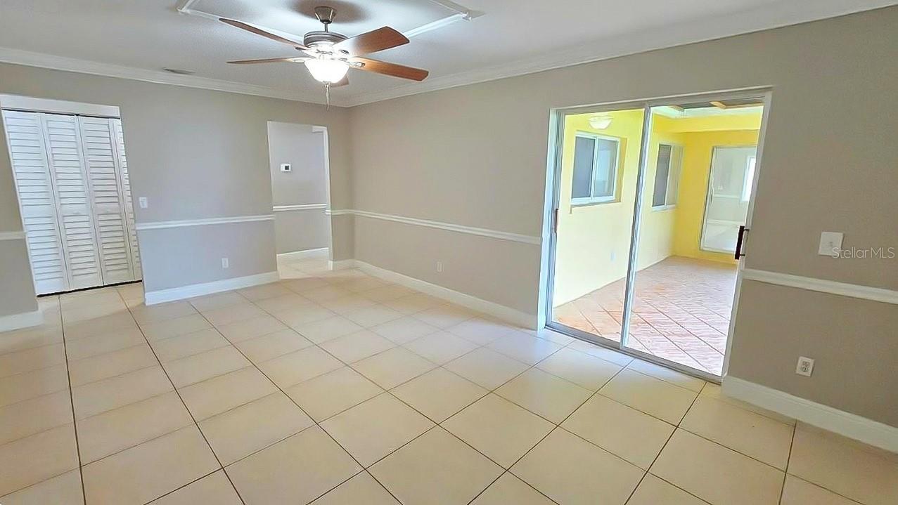 2935 45TH AVENUE NE, Naples, FL 34120