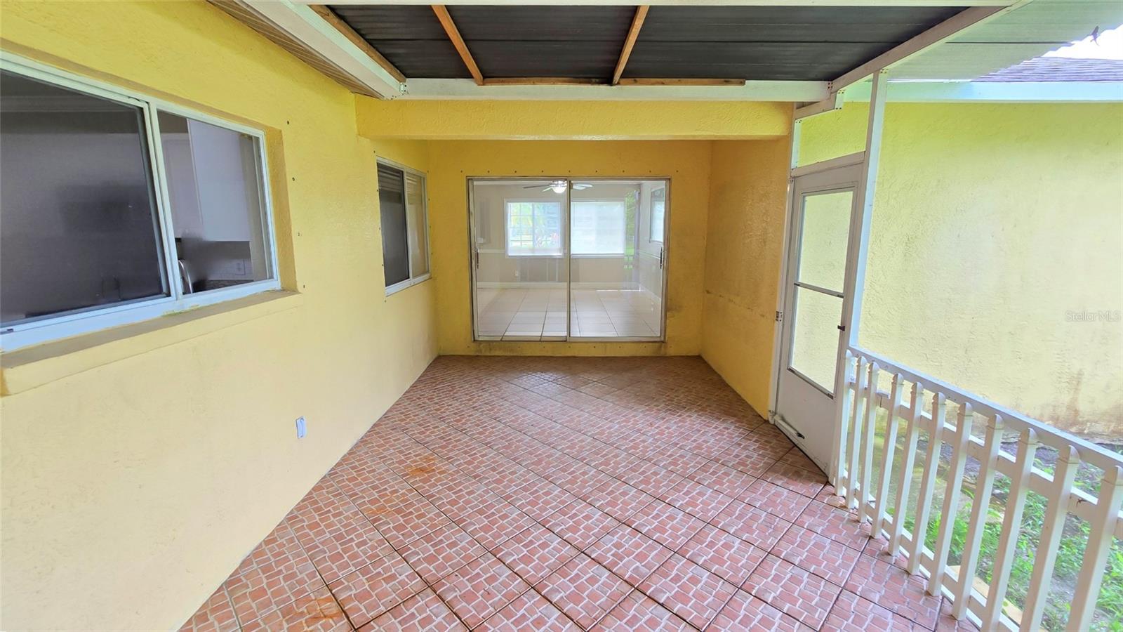 2935 45TH AVENUE NE, Naples, FL 34120