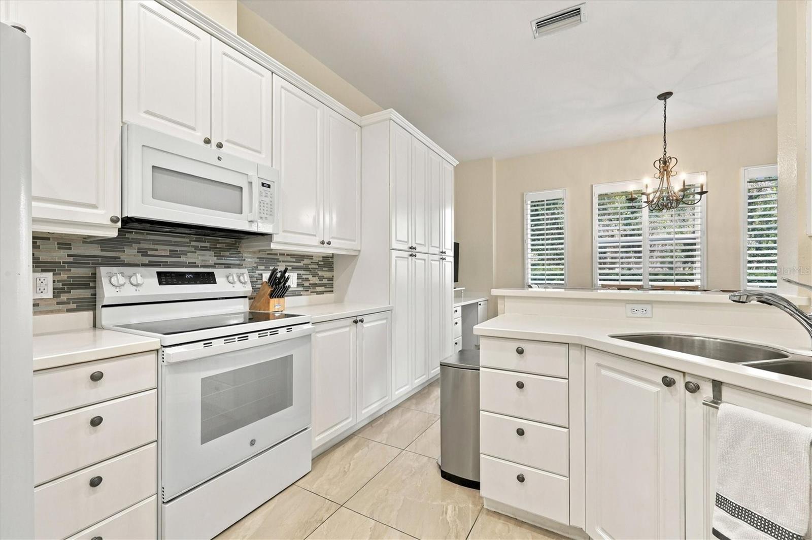 5531 46TH COURT W, Bradenton, FL 34210
