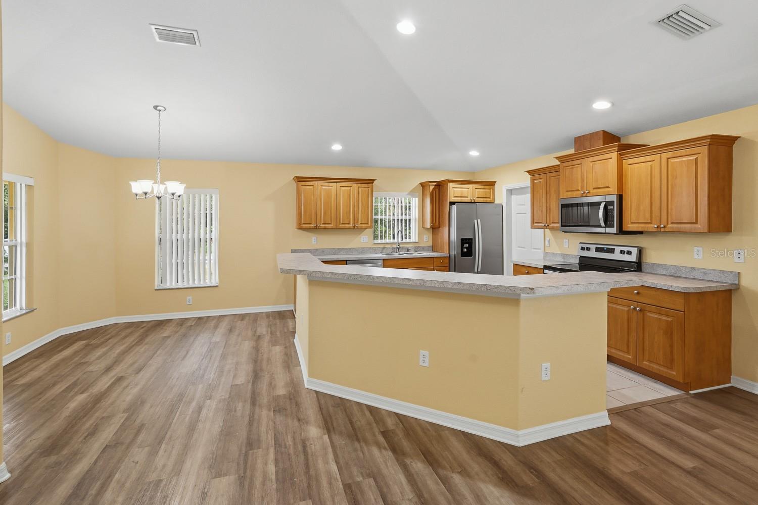 6484 LAPIDUS ROAD, North Port, FL 34291