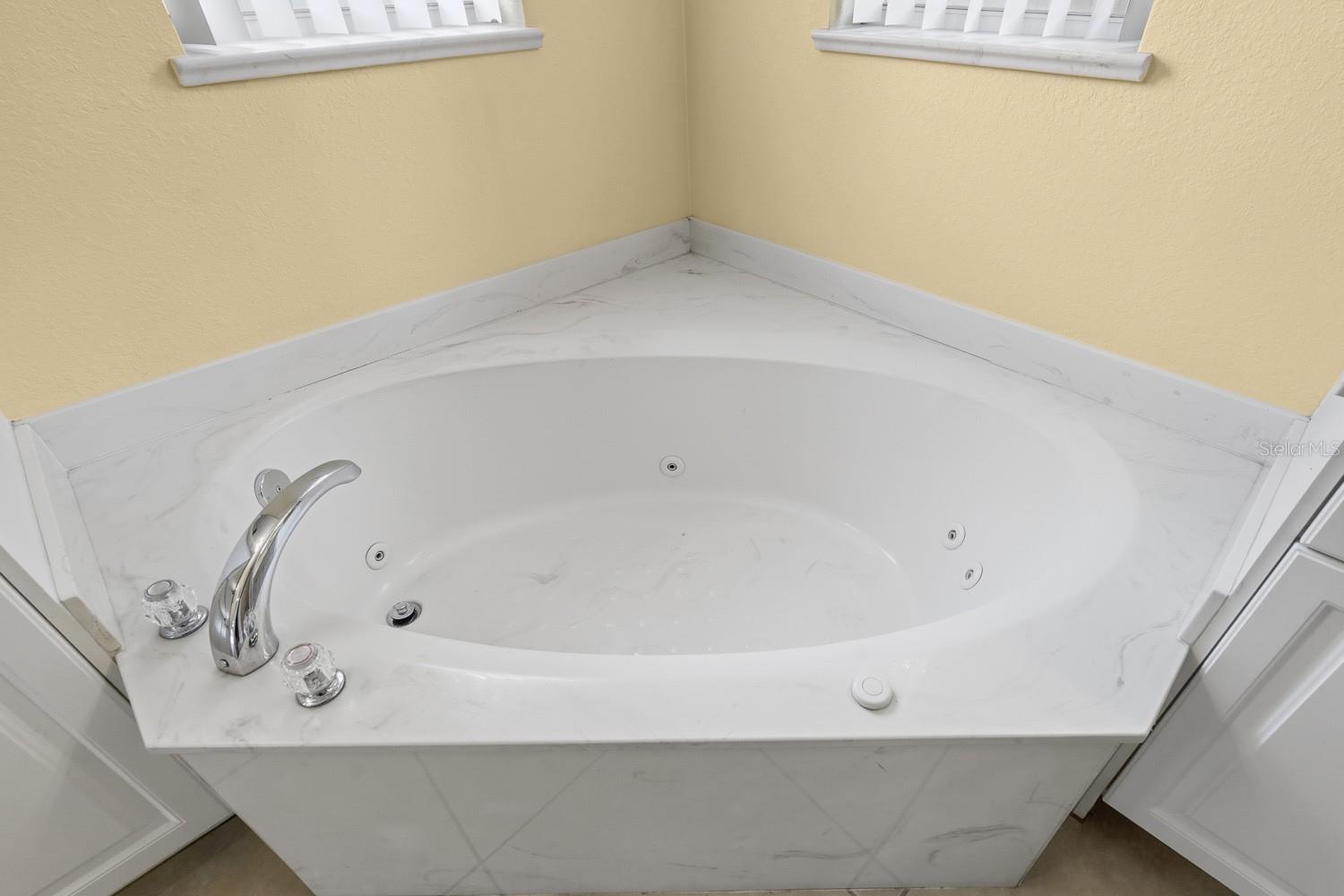 6484 LAPIDUS ROAD, North Port, FL 34291