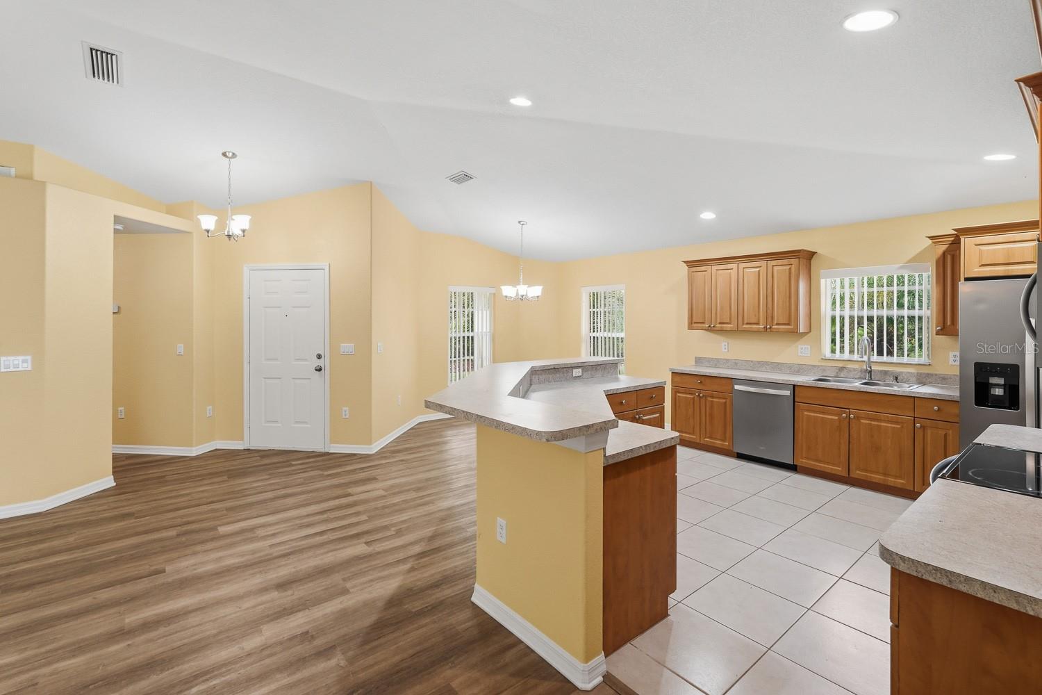 6484 LAPIDUS ROAD, North Port, FL 34291