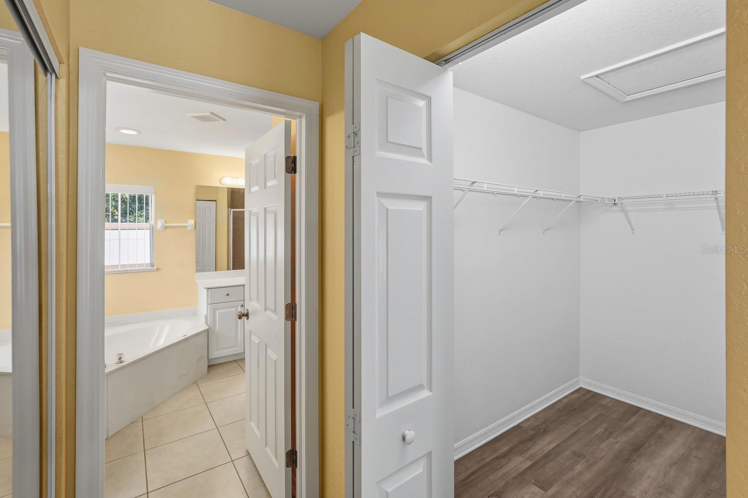 6484 LAPIDUS ROAD, North Port, FL 34291