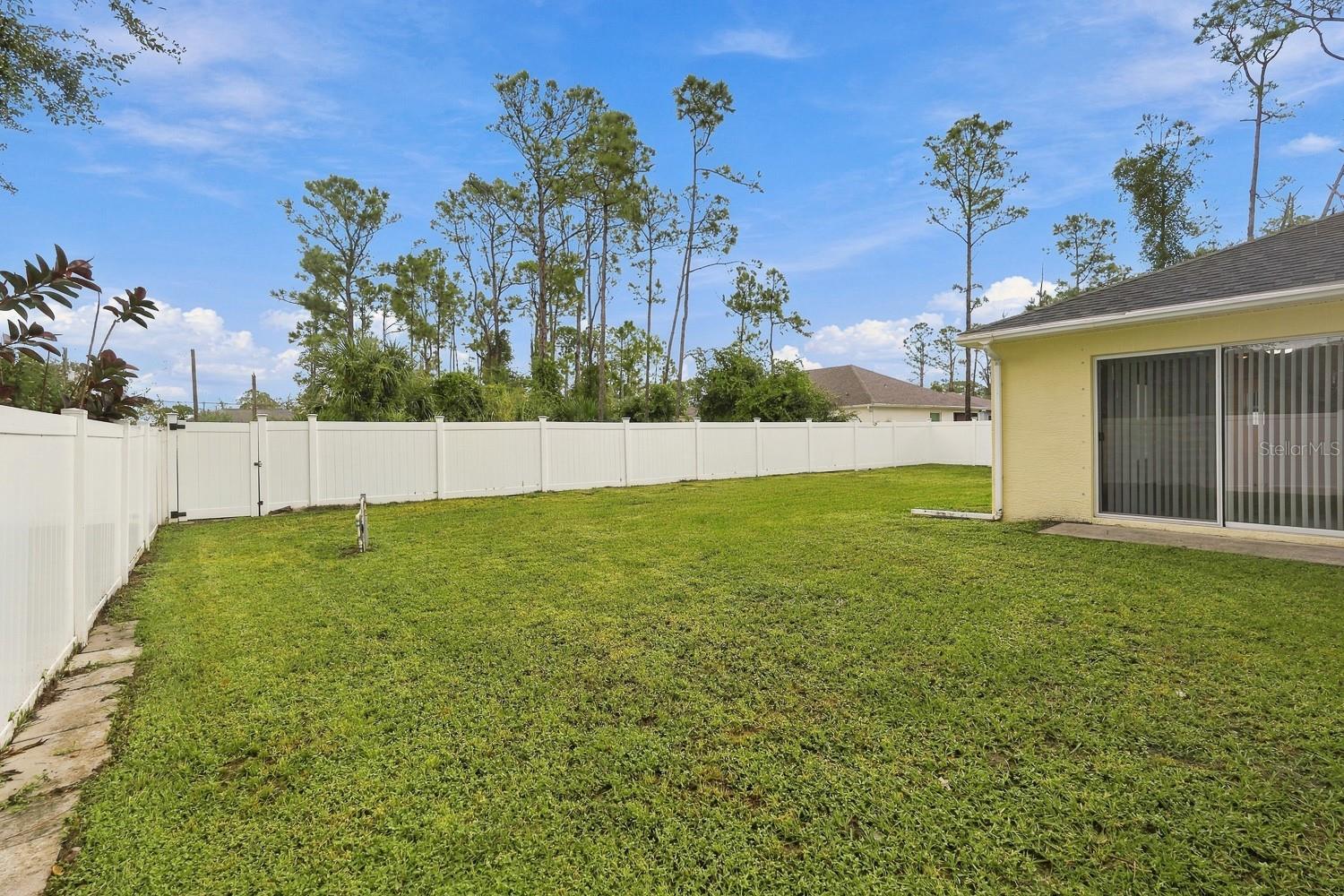 6484 LAPIDUS ROAD, North Port, FL 34291