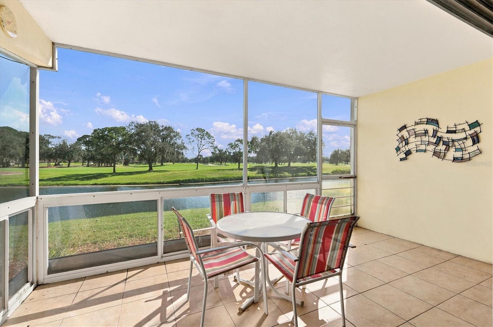 7405 W COUNTRY CLUB DRIVE N, #104, Sarasota, FL 34243