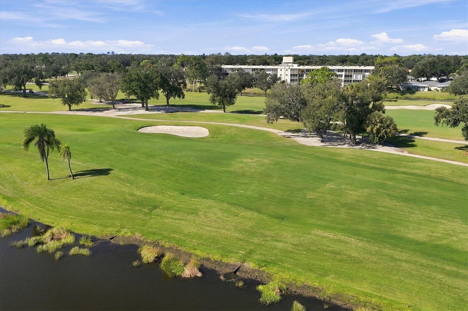 7405 W COUNTRY CLUB DRIVE N, #104, Sarasota, FL 34243