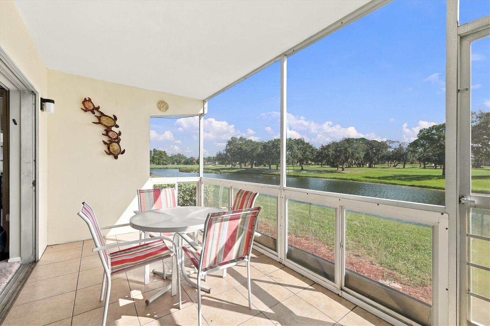 7405 W COUNTRY CLUB DRIVE N, #104, Sarasota, FL 34243
