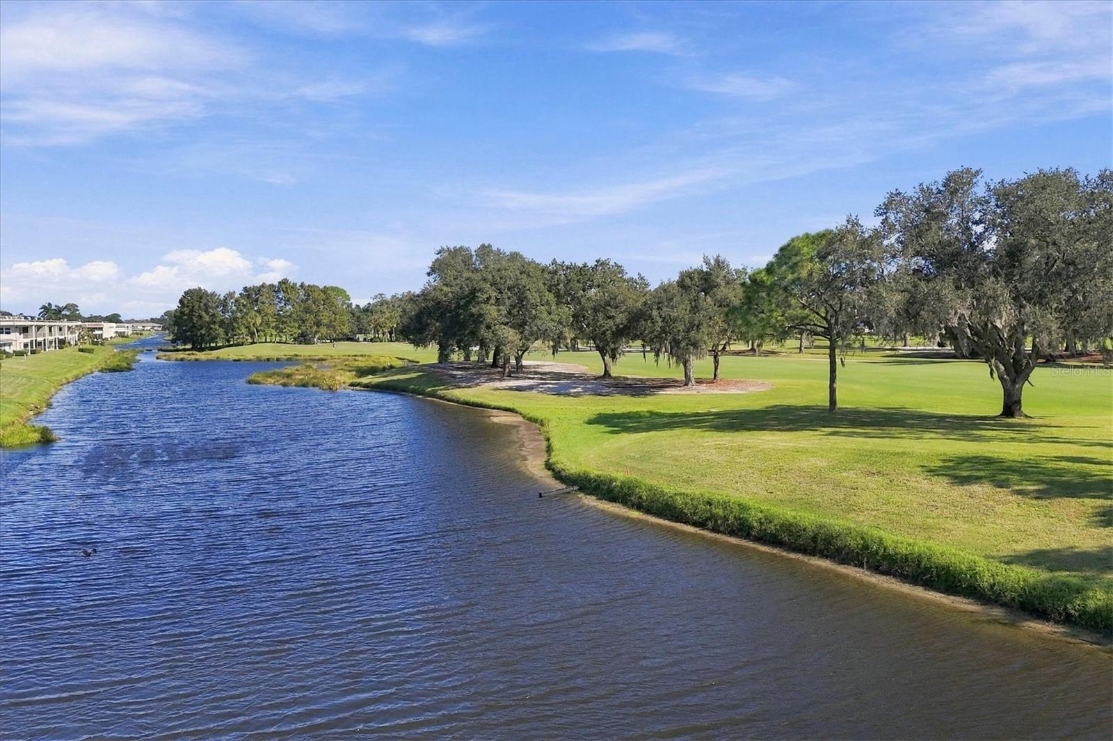 7405 W COUNTRY CLUB DRIVE N, #104, Sarasota, FL 34243