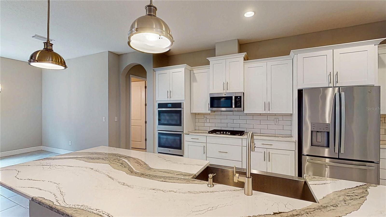 3911 GAVIOTA DRIVE, Ruskin, FL 33573