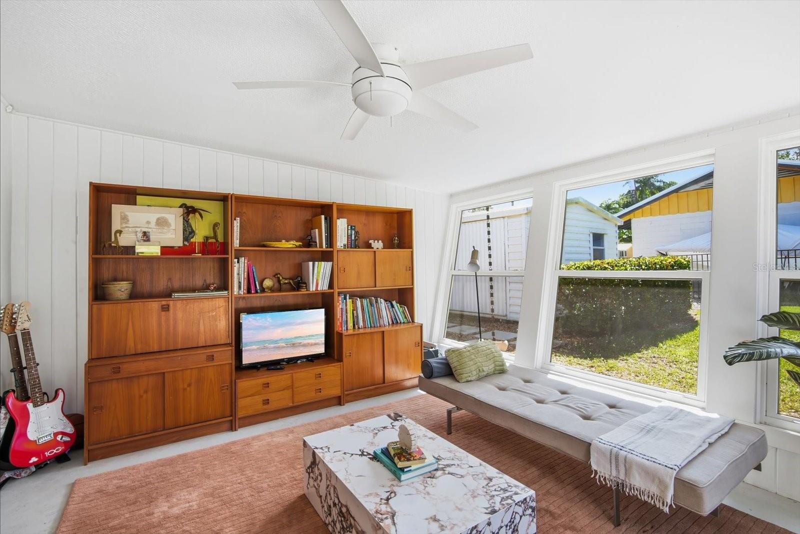 120 29TH STREET W, Bradenton, FL 34205