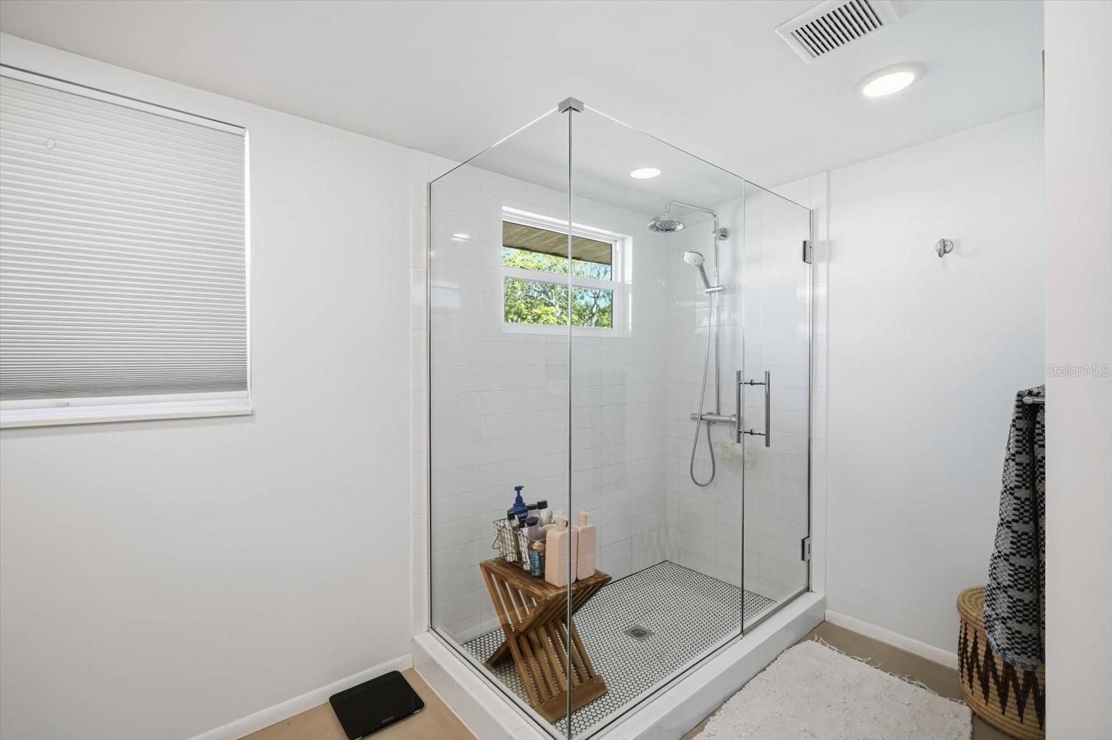 120 29TH STREET W, Bradenton, FL 34205