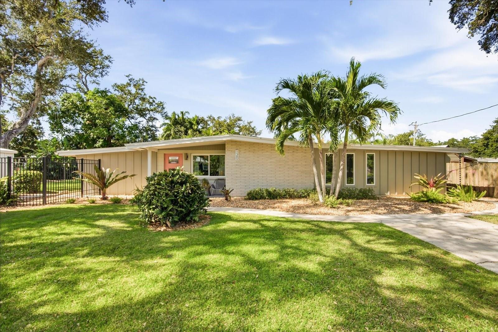 120 29TH STREET W, Bradenton, FL 34205