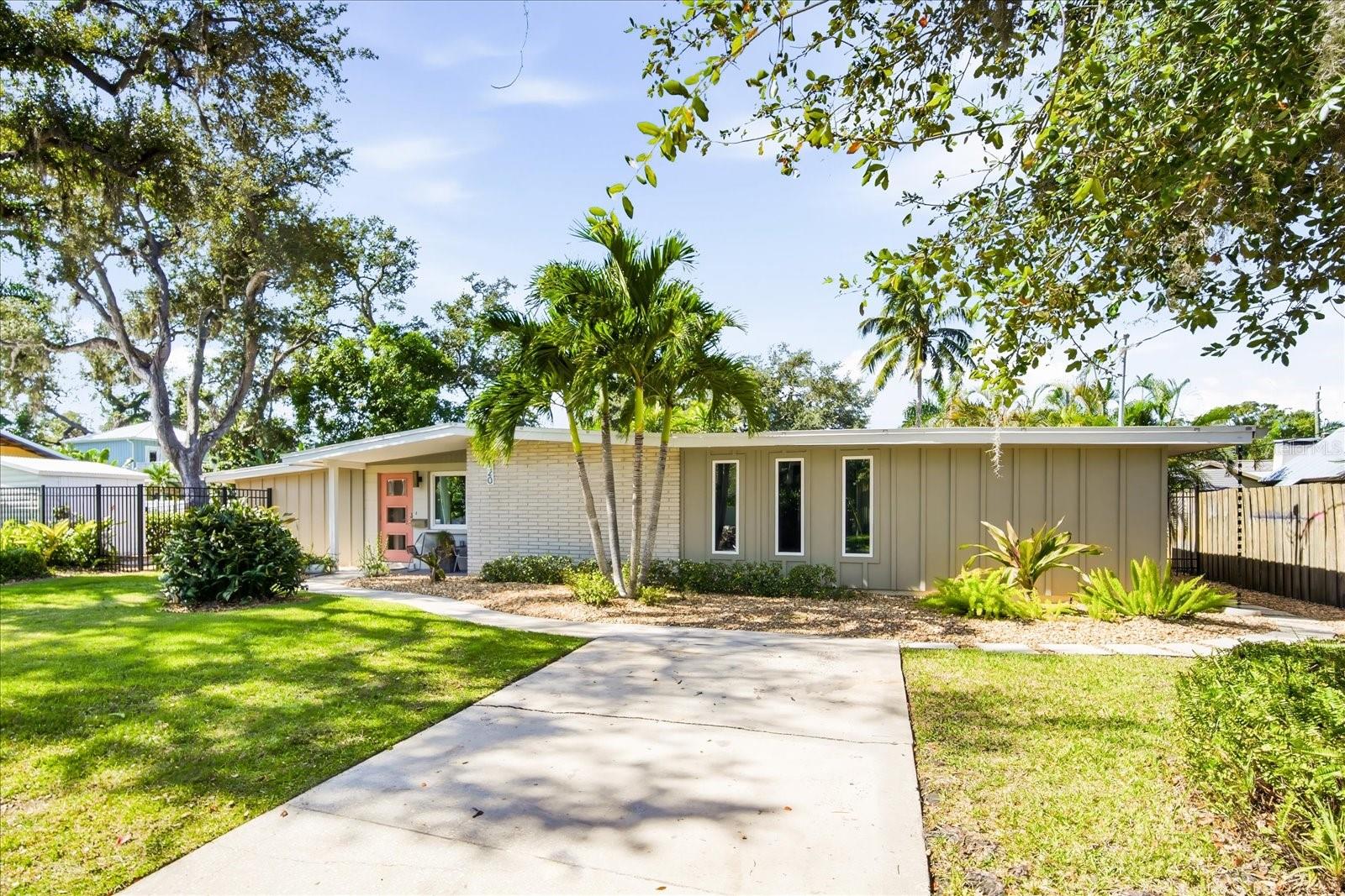120 29TH STREET W, Bradenton, FL 34205