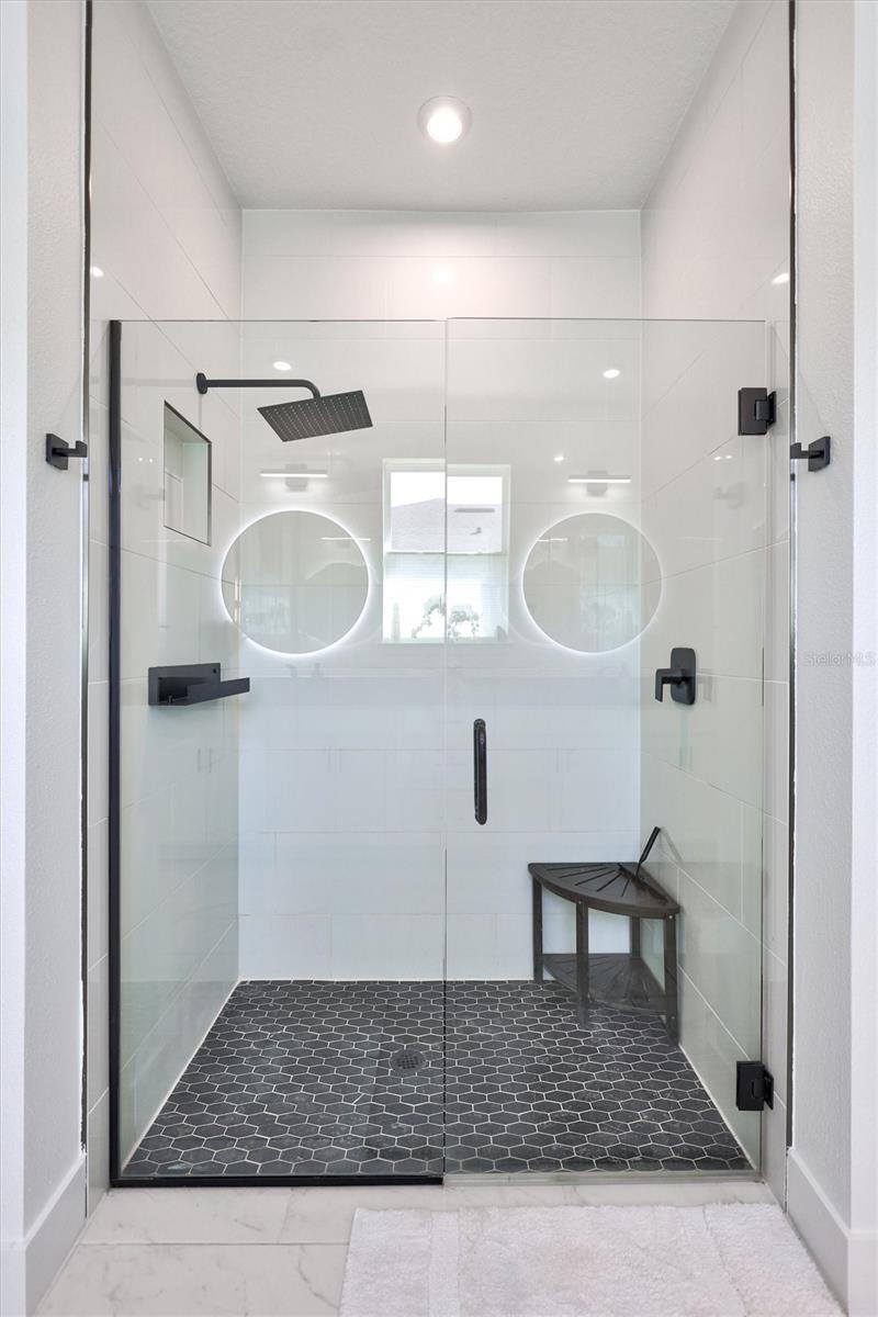 Luxury Primary Shower - Upgraded Fixtures