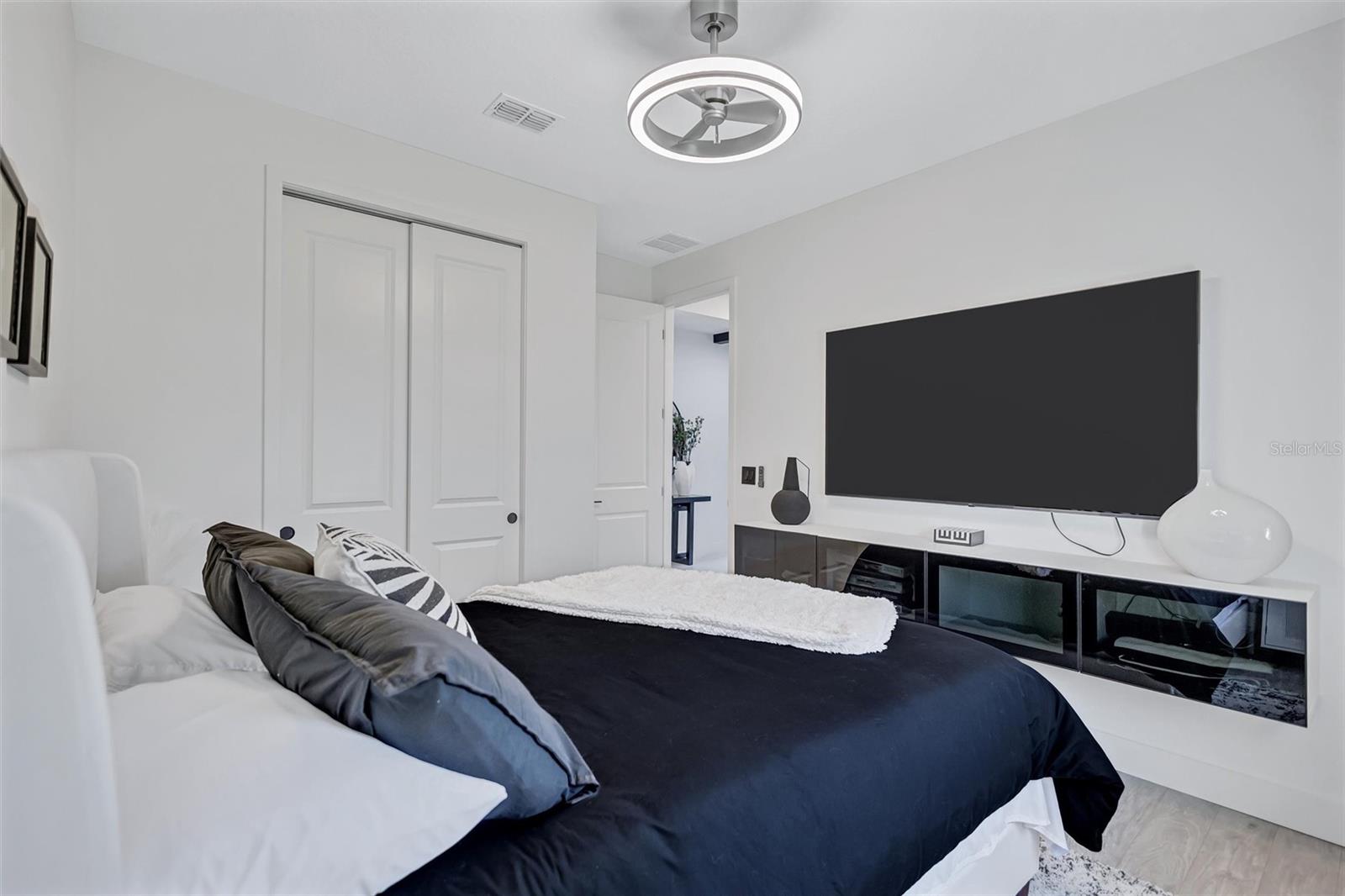 Guest Bedroom 4