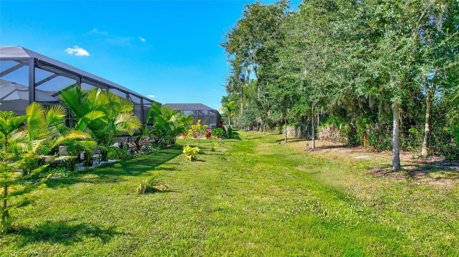 Privacy! Lot Backs up to Buffered Acreage! Privacy! Lot Backs up to Buffered Acreage!