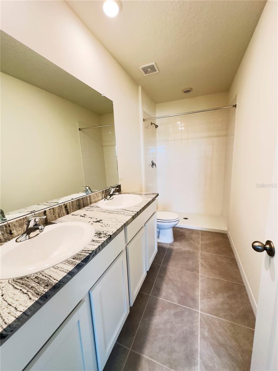 17718 CRESCENT MOON LOOP, Bradenton, FL 34211
