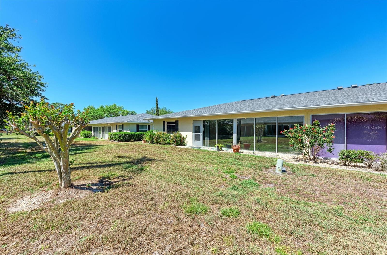 6954 W COUNTRY CLUB DRIVE N, Sarasota, FL 34243
