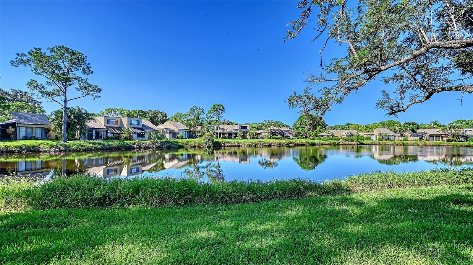 3817 FISHING TRAIL, #64, Sarasota, FL 34235