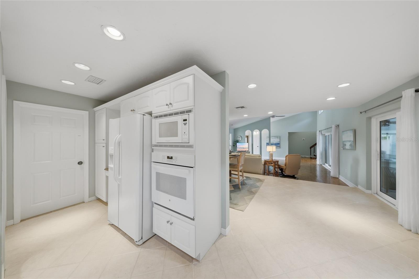 242 LOOKOUT POINT DRIVE, Osprey, FL 34229