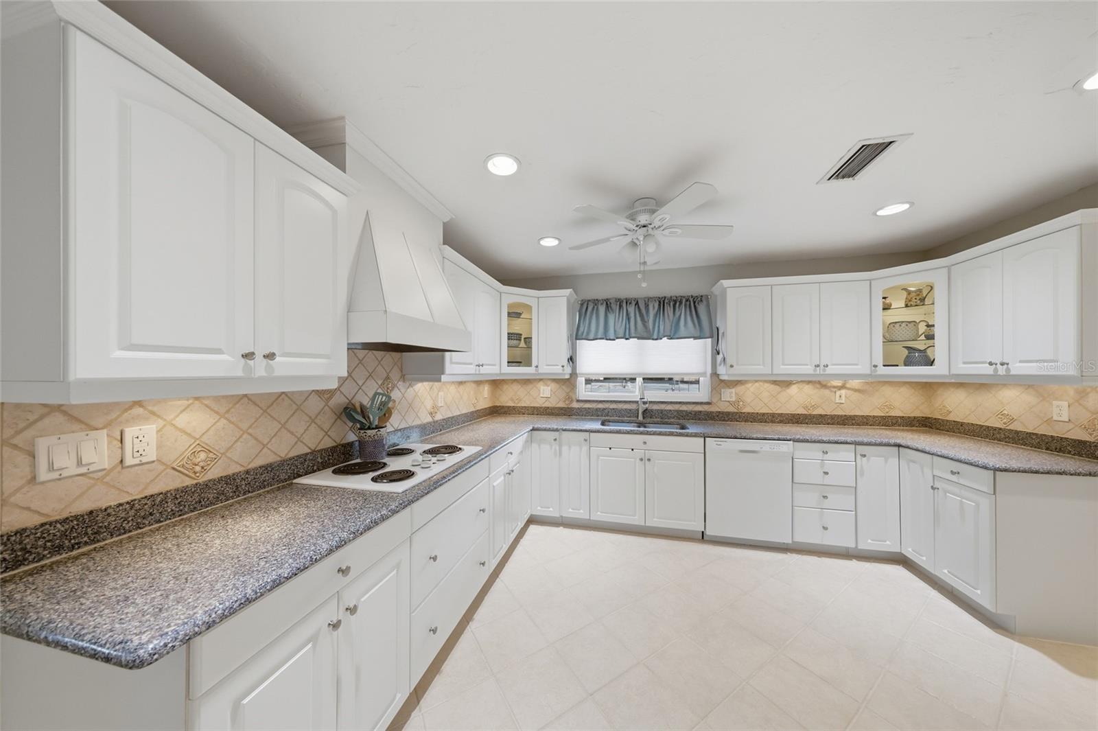 242 LOOKOUT POINT DRIVE, Osprey, FL 34229