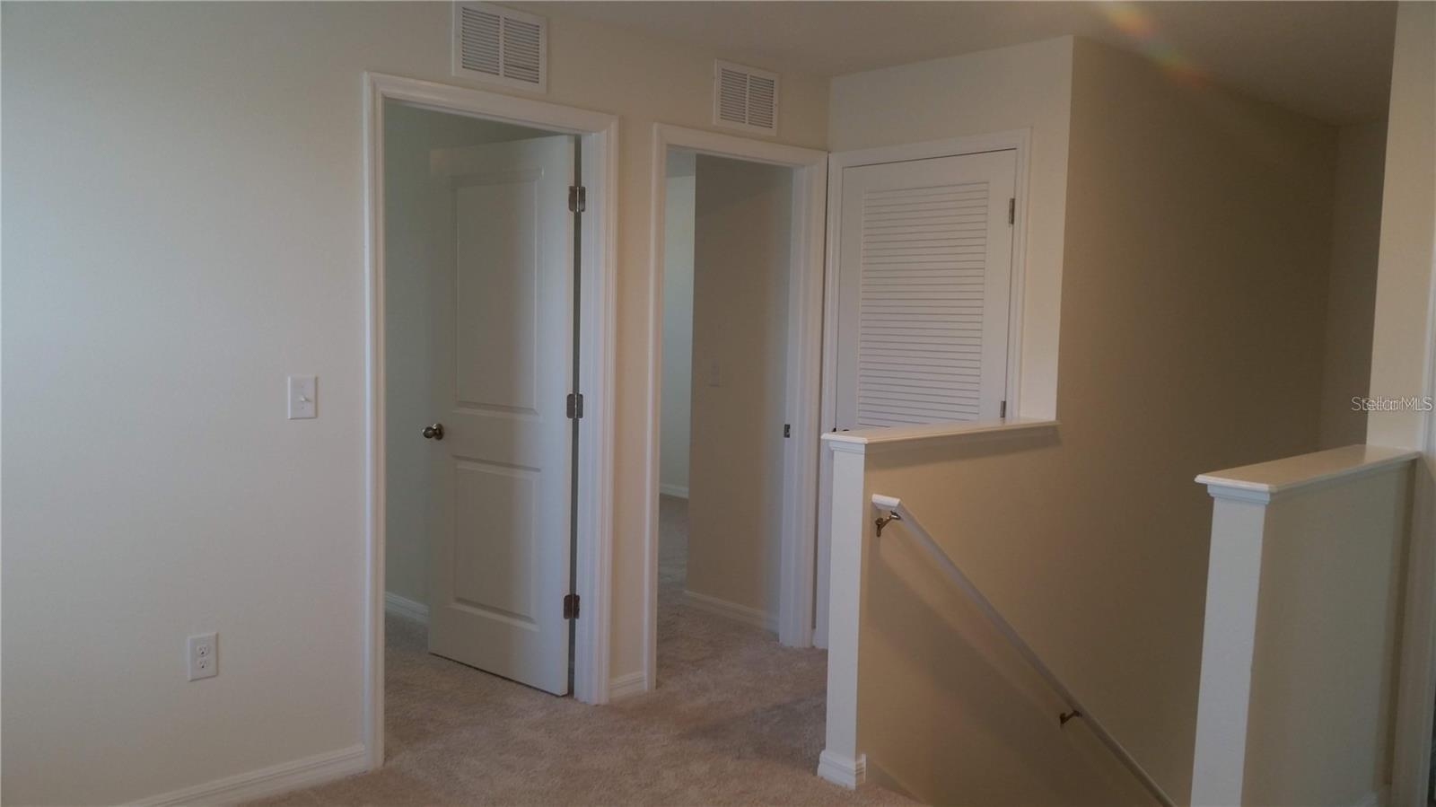 Hallway - Between 2 bedrooms