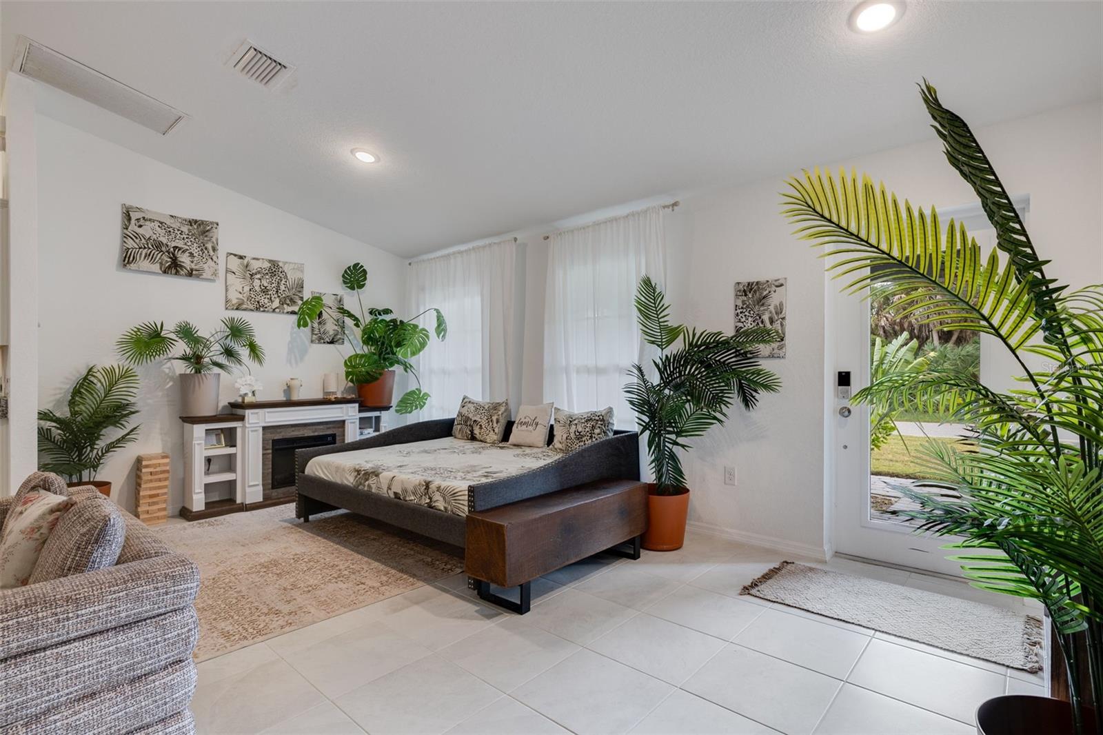 12068 SHELLNUT AVENUE, Port Charlotte, FL 33981 12068 SHELLNUT AVENUE, Port Charlotte, FL 33981